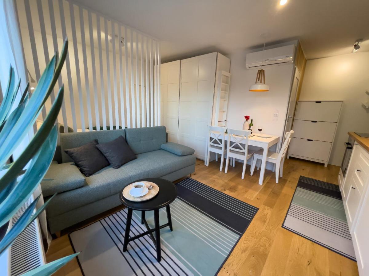 Urban Apartments Studio No 4A, Free Private Parking, Self Check-In Chorzów Esterno foto