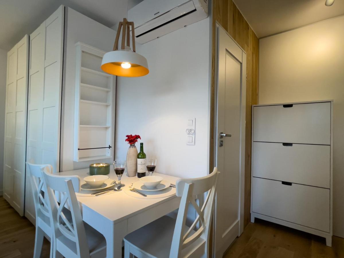 Urban Apartments Studio No 4A, Free Private Parking, Self Check-In Chorzów Esterno foto